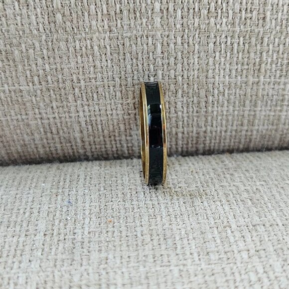 Fashion Ring Black/Gold Tone Finger Band Unisex Ring Fashion Jewelry Size 8 - Picture 5 of 11